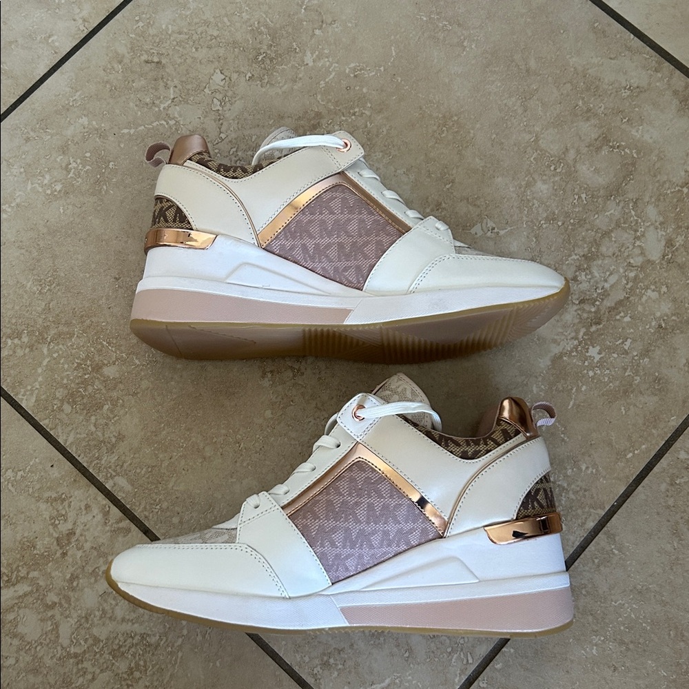 Michael Kors Georgie Trainer Wedge Sneakers Size 10M - Picture 5 of 7